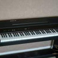 Đàn piano Roland HP 2000