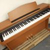 Đàn piano Roland HP103