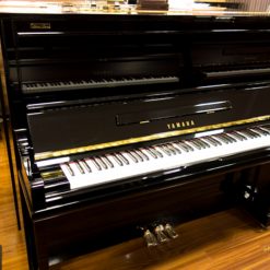 Đàn piano Yamaha U30AS
