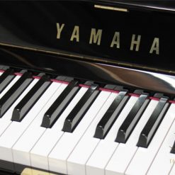 Đàn piano Yamaha YUS3SG