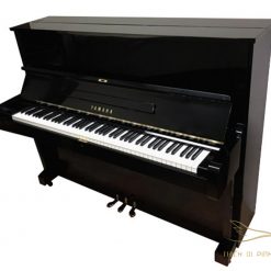 Yamaha U1F