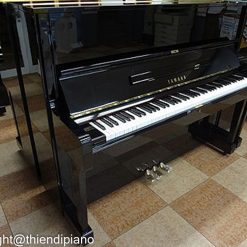 Yamaha U1G