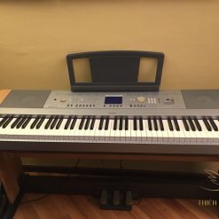 Piano Điện Yamaha DGX-640